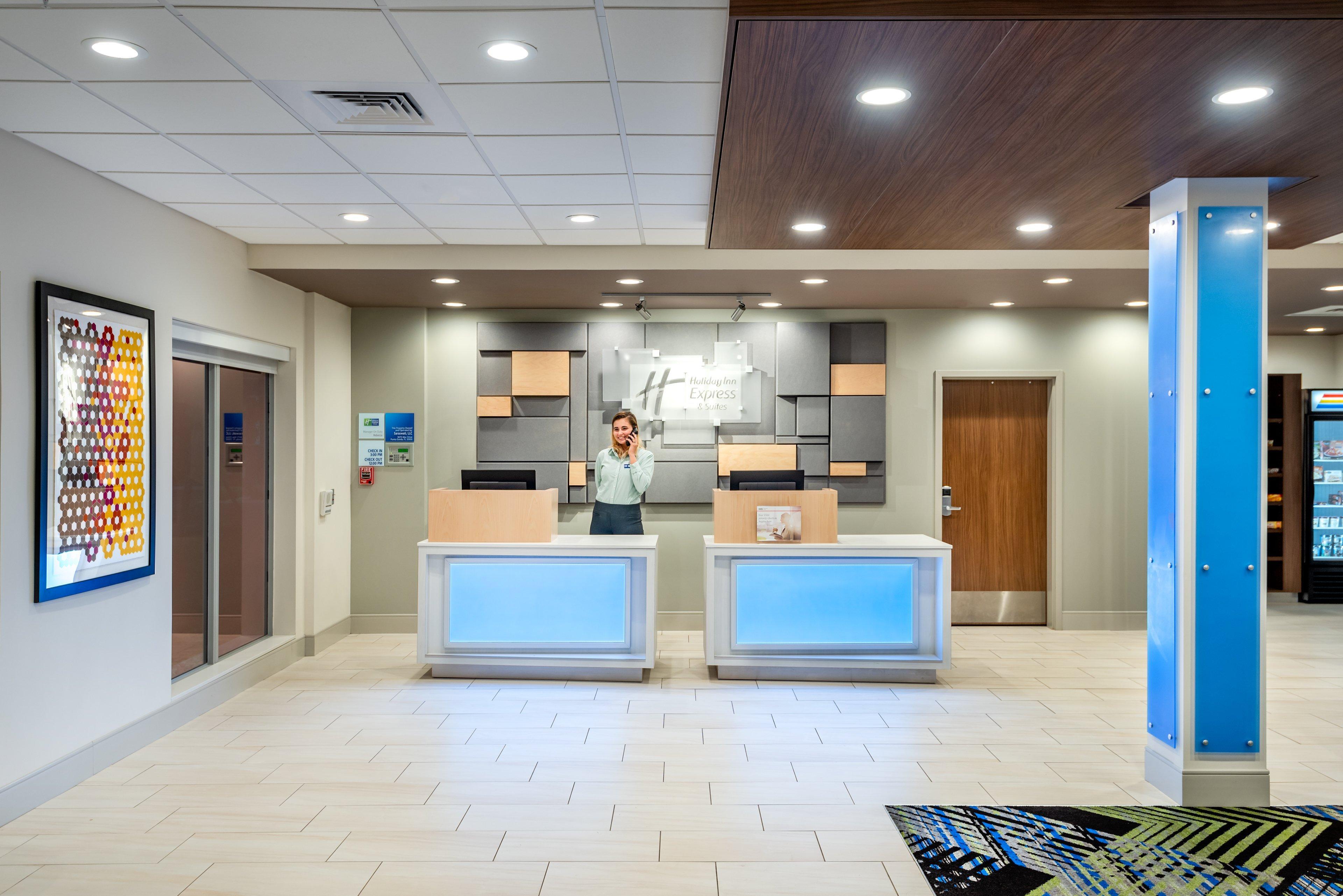 Holiday Inn Express & Suites - Punta Gorda By Ihg Экстерьер фото